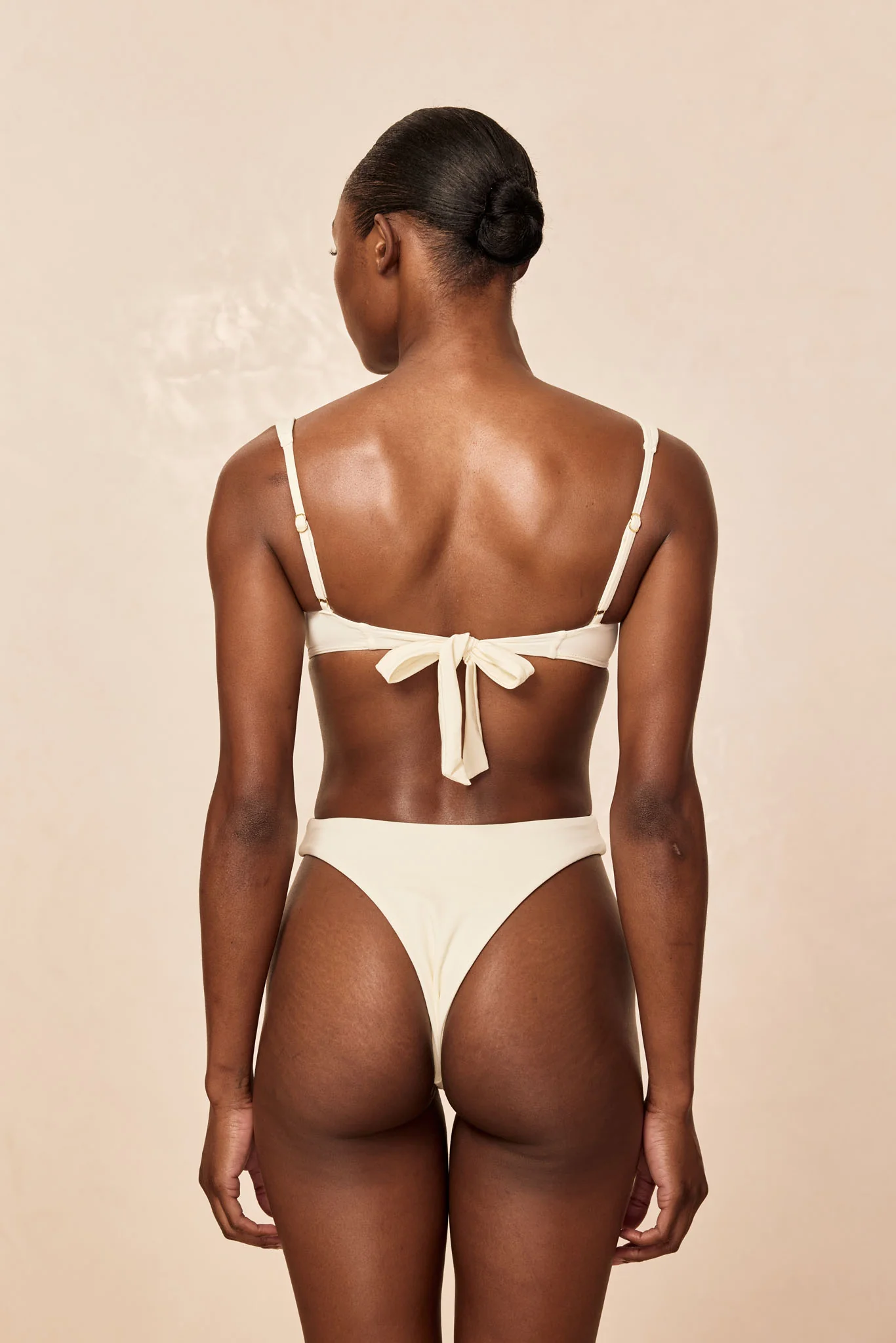 Capri Thong - Ivory - Image 4