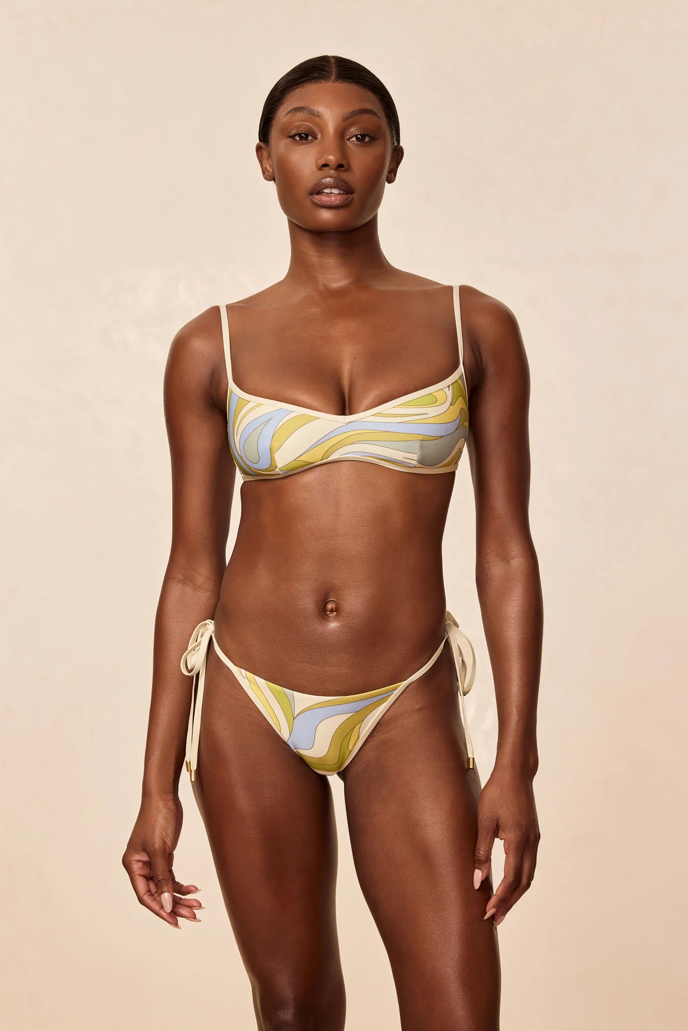 Le Marais Bottom Color Block - Costa Rei Apple/Ivory - Image 4